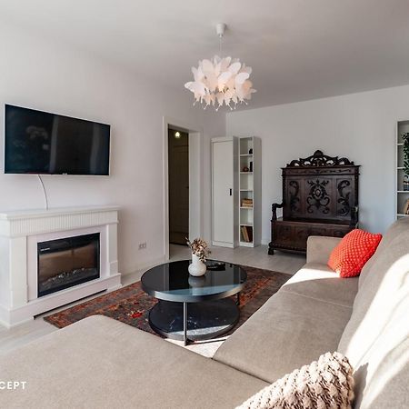 Blissful Retreat Apartment บูคาเรสต์ ภายนอก รูปภาพ